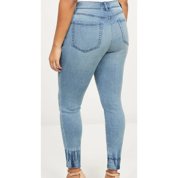 NWT Signature Fit Skinny Jean, Dip Dye Hem - Picture 3 of 5